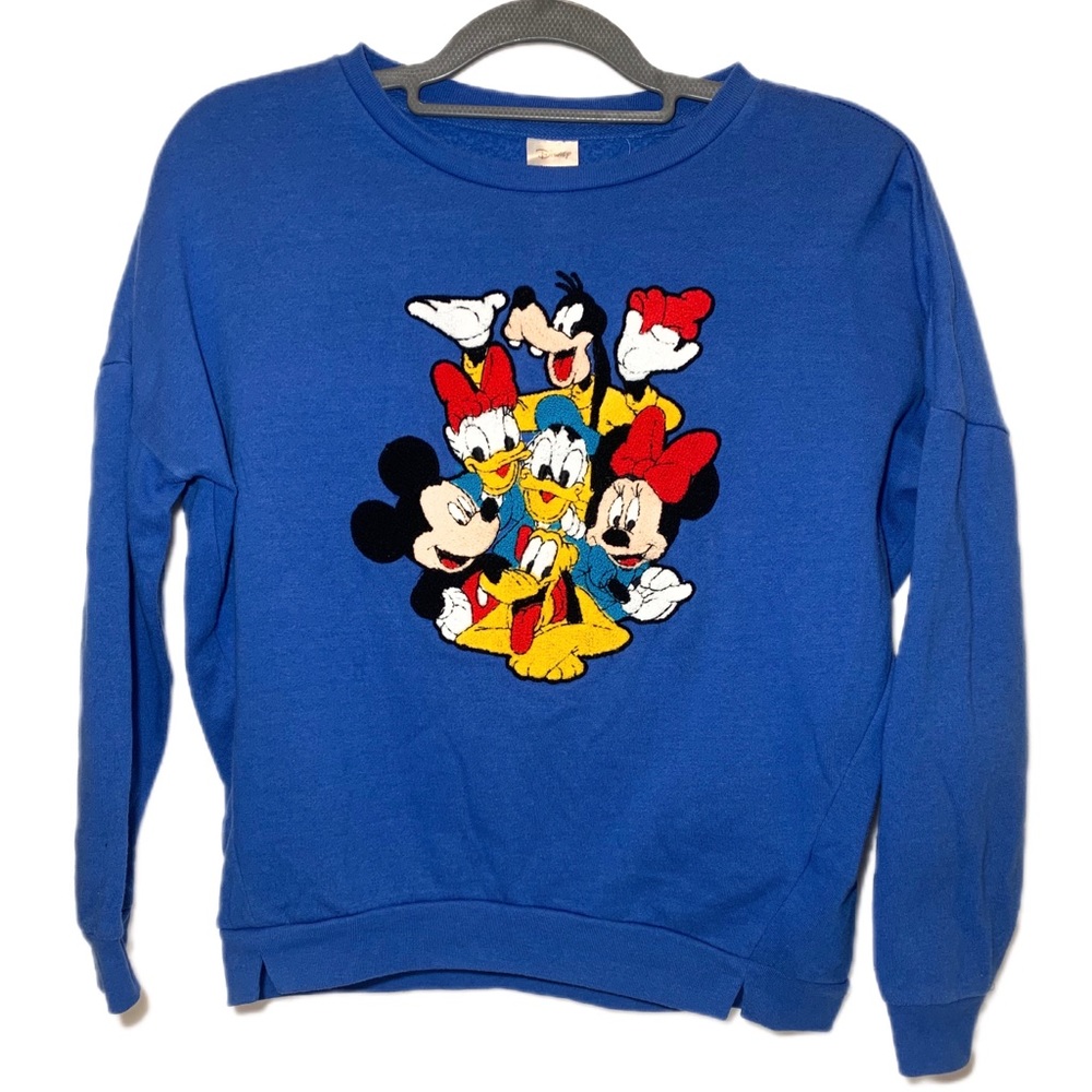 Vintige looking mickey mouse and friends sweatshirt